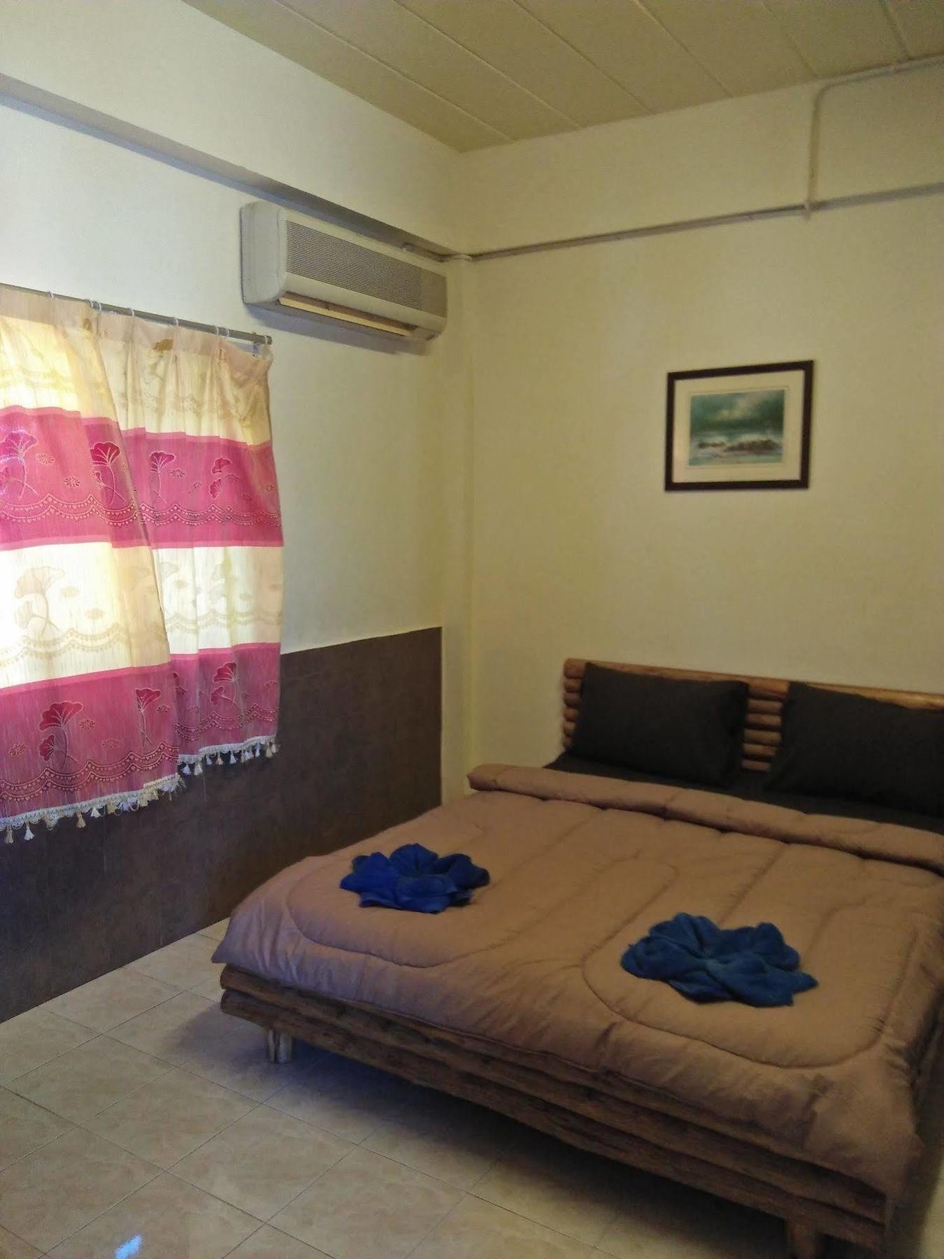 بيت شباب Lanta House (Adults Only) Ko Lanta المظهر الخارجي الصورة